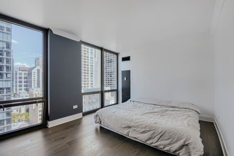 Tiny photo for 2 E Erie Street #1511, Chicago, IL 60611 (MLS # 12647875)