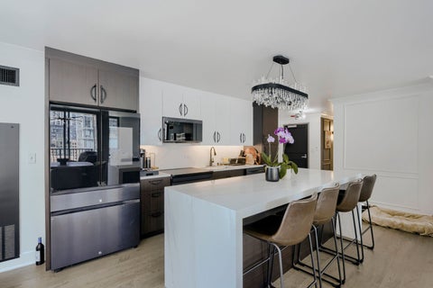 Tiny photo for 2 E Erie Street #1511, Chicago, IL 60611 (MLS # 12647875)