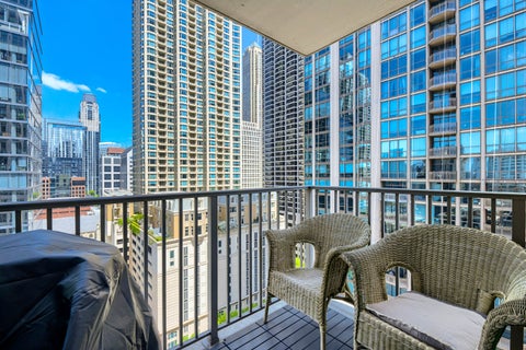 Tiny photo for 2 E Erie Street #1511, Chicago, IL 60611 (MLS # 12647875)