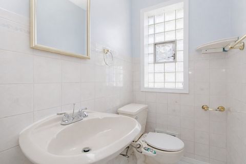 Tiny photo for 612 Maple Court, Mount Prospect, IL 60056 (MLS # 12534519)