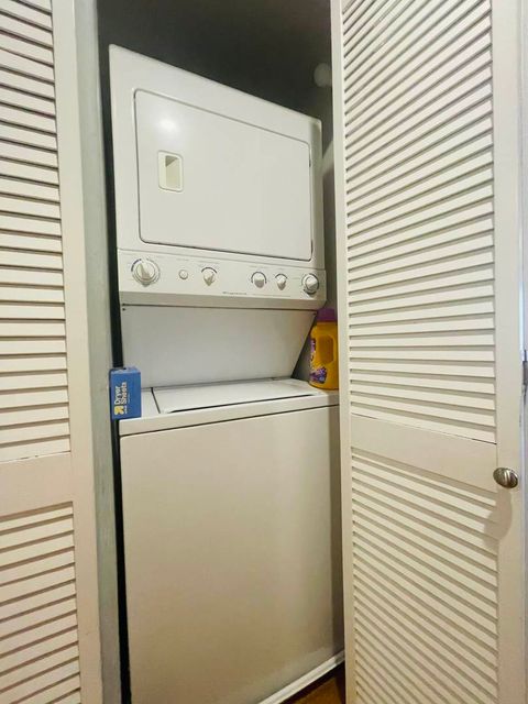 Tiny photo for 6711 N Lakewood Avenue #2N, Chicago, IL 60626 (MLS # 12429026)