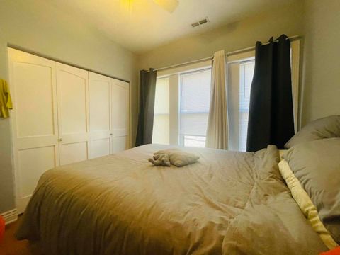 Tiny photo for 6711 N Lakewood Avenue #2N, Chicago, IL 60626 (MLS # 12429026)