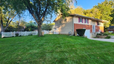 Tiny photo for 132 N Kitson Drive, Palatine, IL 60074 (MLS # 12744010)