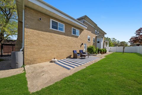 Tiny photo for 4322 Amelia Avenue, Lyons, IL 60534 (MLS # 12471033)