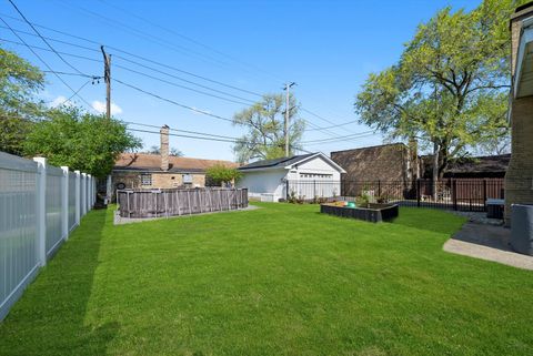 Tiny photo for 4322 Amelia Avenue, Lyons, IL 60534 (MLS # 12471033)