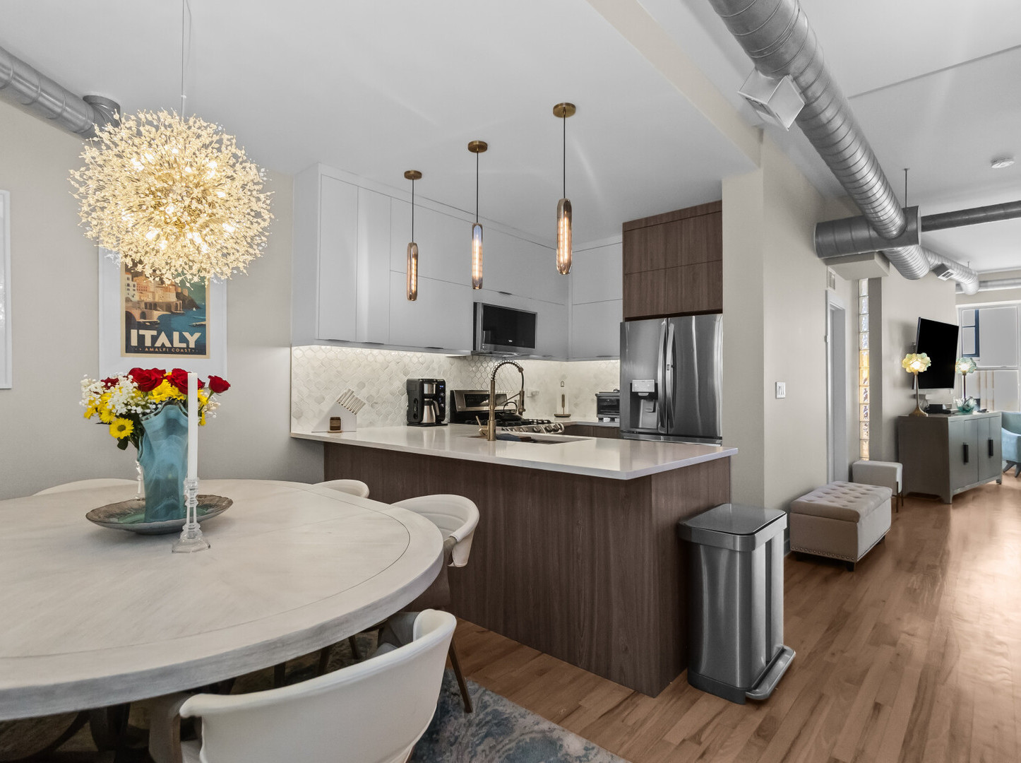 1645 W School Street 409