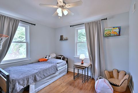 Tiny photo for 593 S Edgewood Avenue, Elmhurst, IL 60126 (MLS # 12595539)