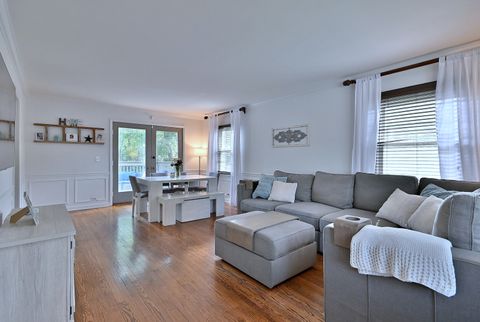 Tiny photo for 593 S Edgewood Avenue, Elmhurst, IL 60126 (MLS # 12595539)