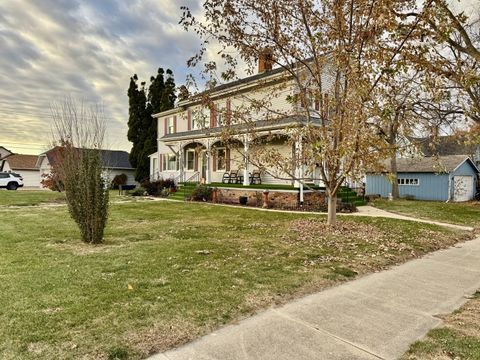 Photo of 506 N Pleasant Street, Princeton, IL 61356 (MLS # 12519278)