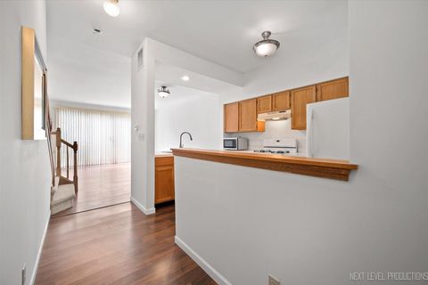 Tiny photo for 1439 Walnut Hill Avenue, St. Charles, IL 60174 (MLS # 12465065)