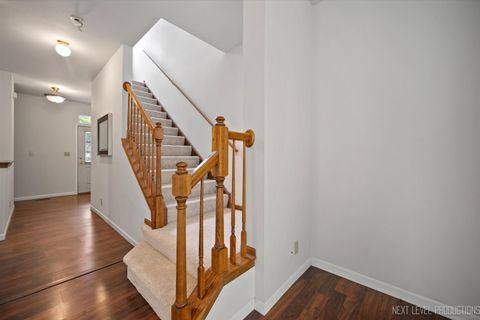 Tiny photo for 1439 Walnut Hill Avenue, St. Charles, IL 60174 (MLS # 12465065)