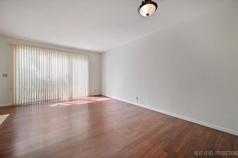 Tiny photo for 1439 Walnut Hill Avenue, St. Charles, IL 60174 (MLS # 12465065)