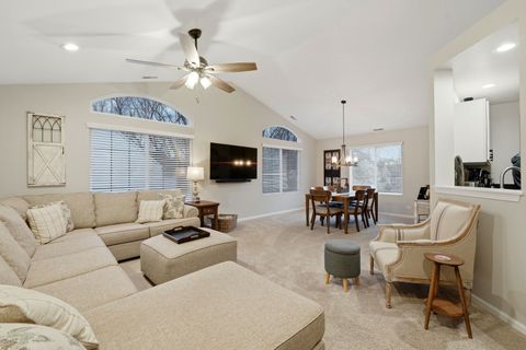 Photo of 1824 Maplewood Court, Grayslake, IL 60030 (MLS # 12590209)