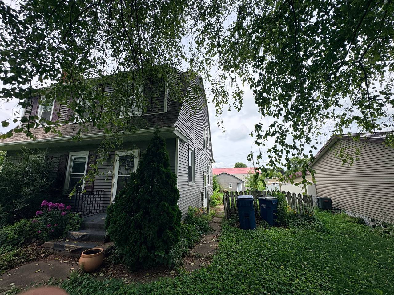324 E Durant Street
