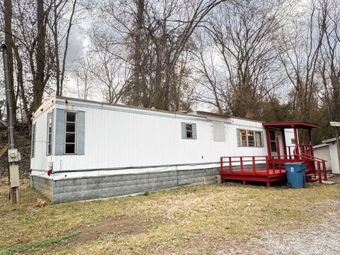 Tiny photo for 205 E Union Street, Jonesboro, IL 62952 (MLS # 12583792)