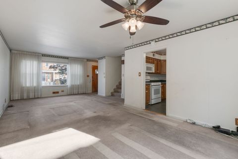 Tiny photo for 2753 W Rascher Avenue, Chicago, IL 60625 (MLS # 12555702)