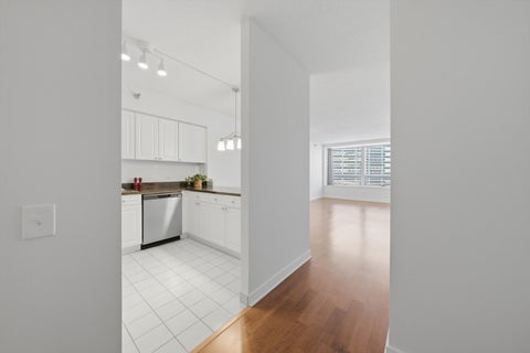 Tiny photo for 512 N MCCLURG Court #2611, Chicago, IL 60611 (MLS # 12751449)