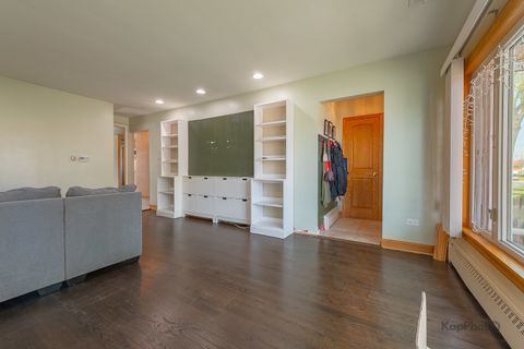 Tiny photo for 6101 W 63rd Place, Chicago, IL 60638 (MLS # 12624235)