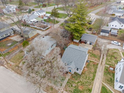 Tiny photo for 120 E Bennett Street, Salem, IL 62881 (MLS # 12588643)