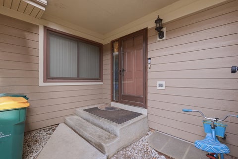 Tiny photo for 425 E Grouse Lane, Deerfield, IL 60015 (MLS # 12748158)