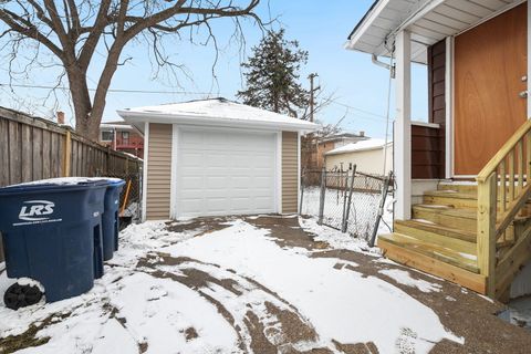 Tiny photo for 1018 S 10th Avenue, Maywood, IL 60153 (MLS # 12537742)