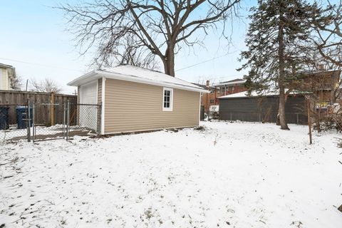 Tiny photo for 1018 S 10th Avenue, Maywood, IL 60153 (MLS # 12537742)