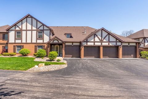 Tiny photo for 4150 E 60th Street #608, Davenport, IA 52807 (MLS # 12626951)
