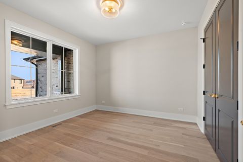 Tiny photo for 11129 Lizmore Lane #37B, Orland Park, IL 60467 (MLS # 12553162)