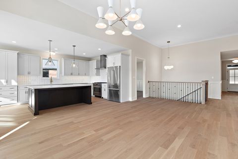 Tiny photo for 11129 Lizmore Lane #37B, Orland Park, IL 60467 (MLS # 12553162)