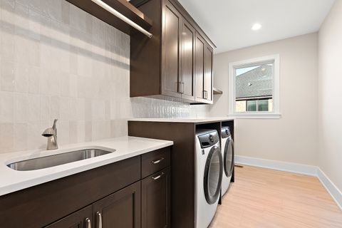 Tiny photo for 11129 Lizmore Lane #37B, Orland Park, IL 60467 (MLS # 12553162)