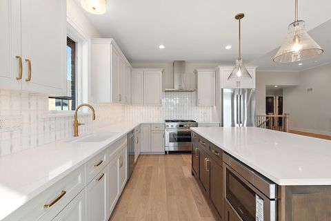 Tiny photo for 11129 Lizmore Lane #37B, Orland Park, IL 60467 (MLS # 12553162)