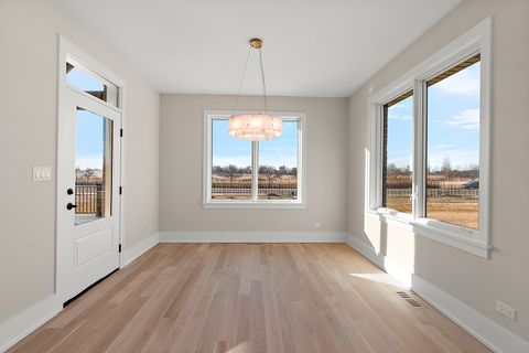 Tiny photo for 11129 Lizmore Lane #37B, Orland Park, IL 60467 (MLS # 12553162)