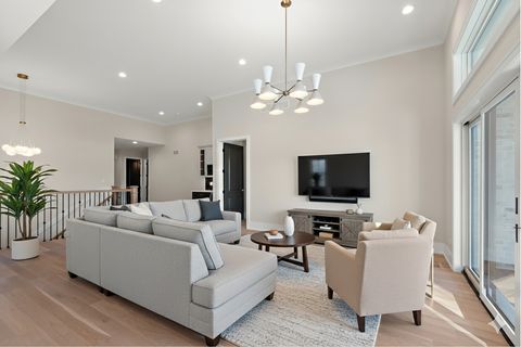 Tiny photo for 11129 Lizmore Lane #37B, Orland Park, IL 60467 (MLS # 12553162)