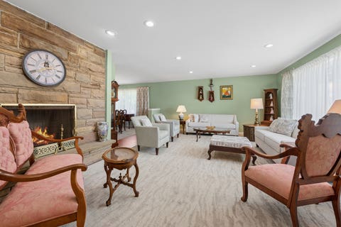 Tiny photo for 5626 N Kerbs Avenue, Chicago, IL 60646 (MLS # 12705841)