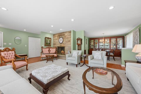 Tiny photo for 5626 N Kerbs Avenue, Chicago, IL 60646 (MLS # 12705841)