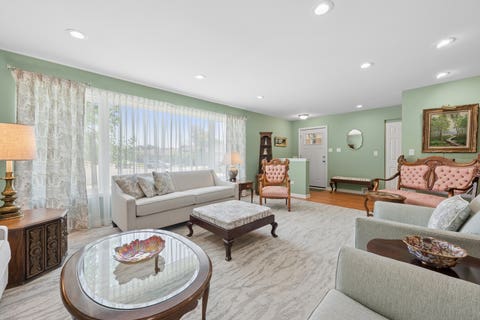 Tiny photo for 5626 N Kerbs Avenue, Chicago, IL 60646 (MLS # 12705841)