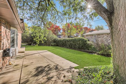 Tiny photo for 8335 W 90th Street, Hickory Hills, IL 60457 (MLS # 12502415)