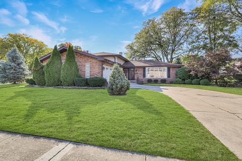Photo of 8335 W 90th Street, Hickory Hills, IL 60457 (MLS # 12502415)