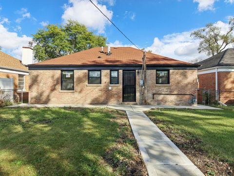 Tiny photo for 404 Frederick Avenue, Bellwood, IL 60104 (MLS # 12494598)