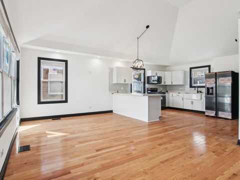 Tiny photo for 404 Frederick Avenue, Bellwood, IL 60104 (MLS # 12494598)