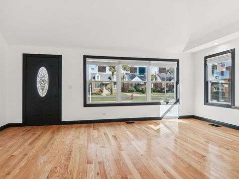 Tiny photo for 404 Frederick Avenue, Bellwood, IL 60104 (MLS # 12494598)