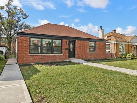 Tiny photo for 404 Frederick Avenue, Bellwood, IL 60104 (MLS # 12494598)