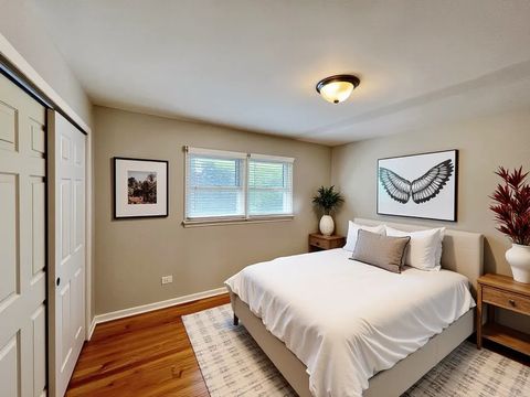 Tiny photo for 16046 Prairie Avenue, South Holland, IL 60473 (MLS # 12553261)