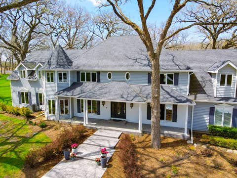 Tiny photo for 37132 N Black Velvet Lane, Wadsworth, IL 60083 (MLS # 12728127)