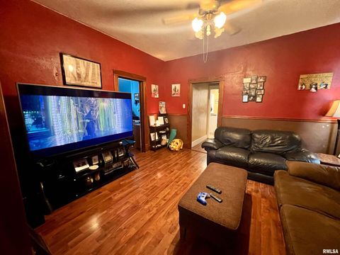 Tiny photo for 110 Van Horn Street, Muscatine, IA 52761 (MLS # QC4269313)