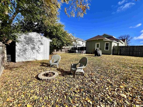 Tiny photo for 110 Van Horn Street, Muscatine, IA 52761 (MLS # QC4269313)