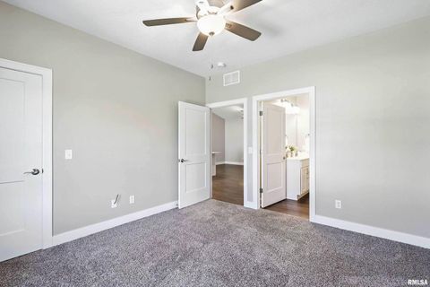 Tiny photo for 141 BEACON HARBOR Circle, East Moline, IL 61244 (MLS # QC4267385)