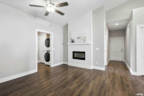 Tiny photo for 141 BEACON HARBOR Circle, East Moline, IL 61244 (MLS # QC4267385)