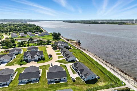 Tiny photo for 141 BEACON HARBOR Circle, East Moline, IL 61244 (MLS # QC4267385)