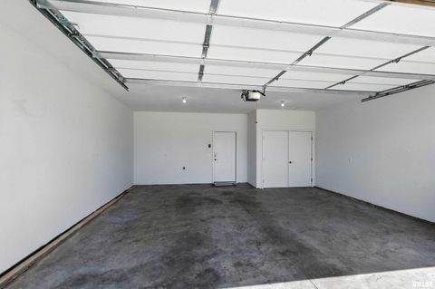 Tiny photo for 141 BEACON HARBOR Circle, East Moline, IL 61244 (MLS # QC4267385)